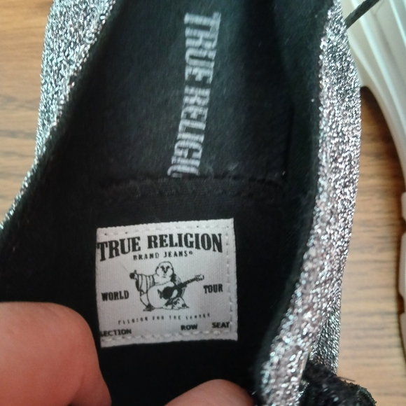 Silver Glitter Sneaker True Religion - Picture 2 of 13